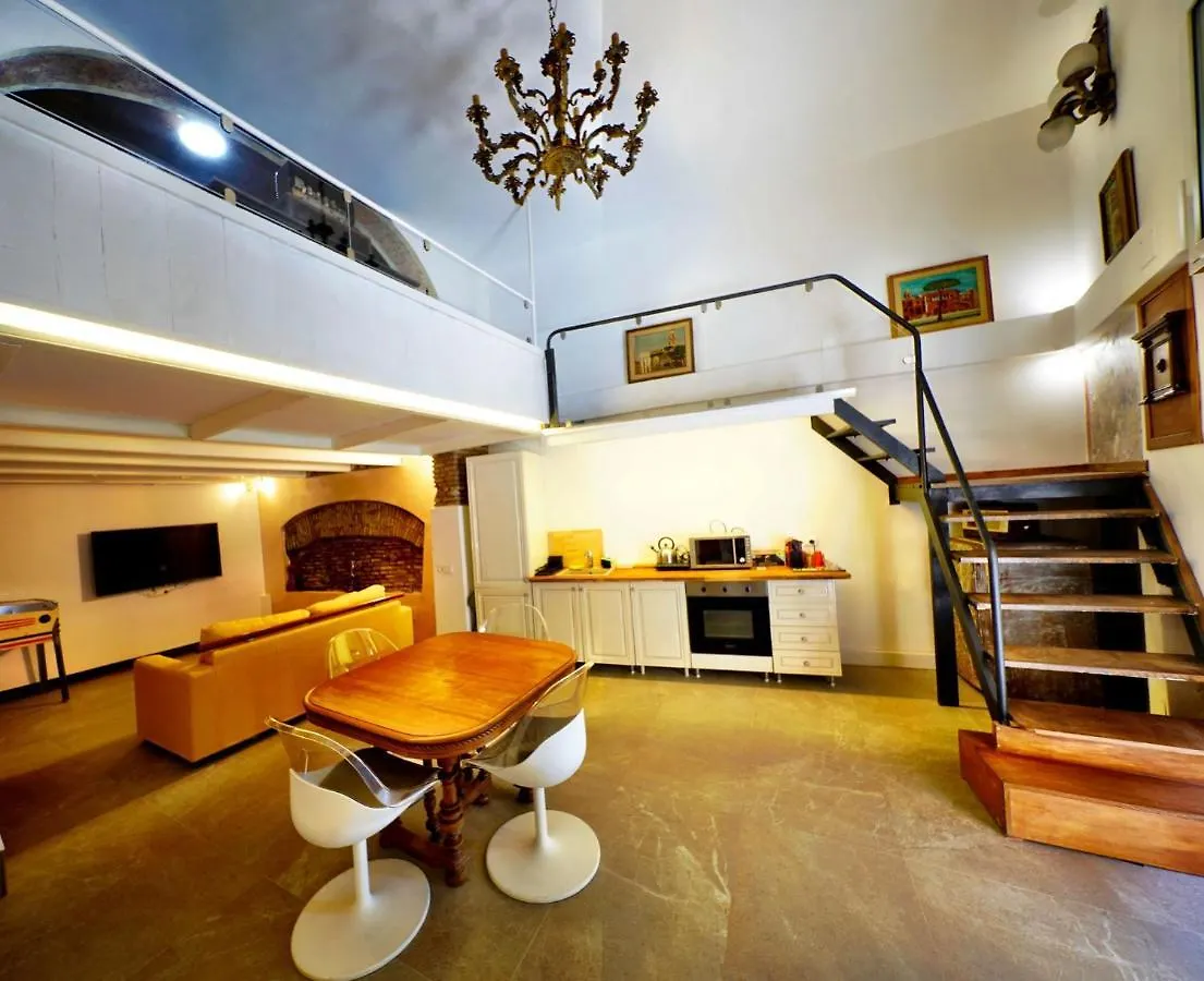 Tre Colonne Apartment Rome